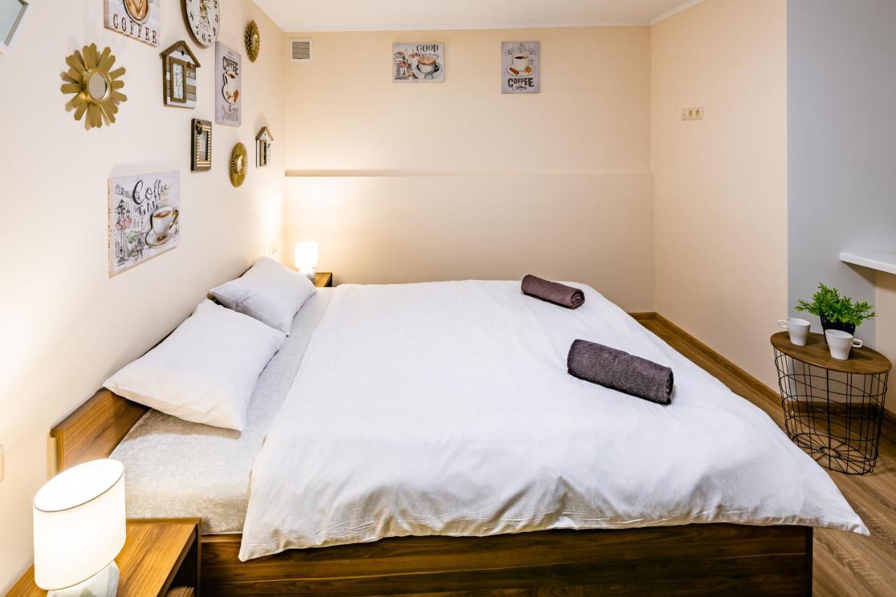 Romari Rynok Square 3 Apartment Lviv Luaran gambar